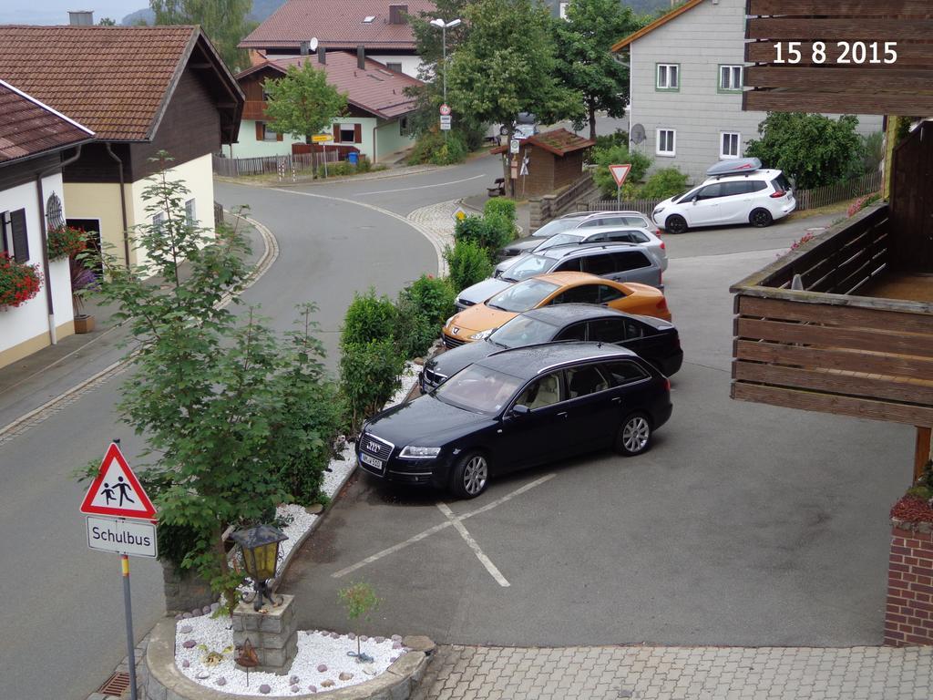 Gasthof - Pension Schamberger Neukirchen beim Heiligen Blut Exterior photo