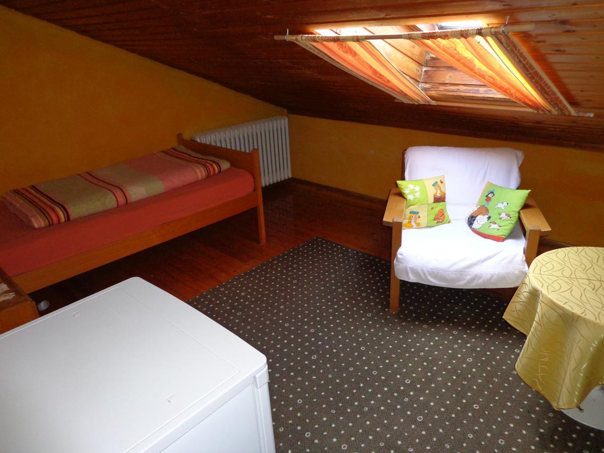 Gasthof - Pension Schamberger Neukirchen beim Heiligen Blut Exterior photo